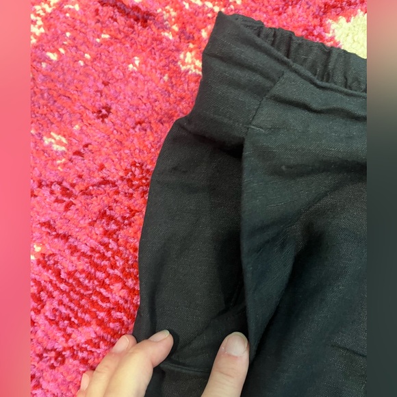Loft Linen Shorts - Size Small - Picture 3 of 5